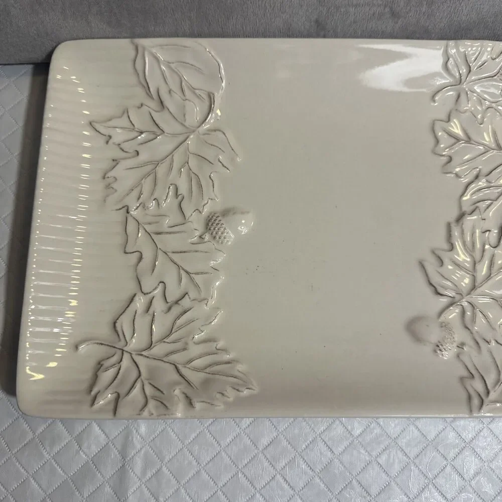 Hallmark Fall Foliage‎ Leaves Acorns Rectangular Tray White distressed